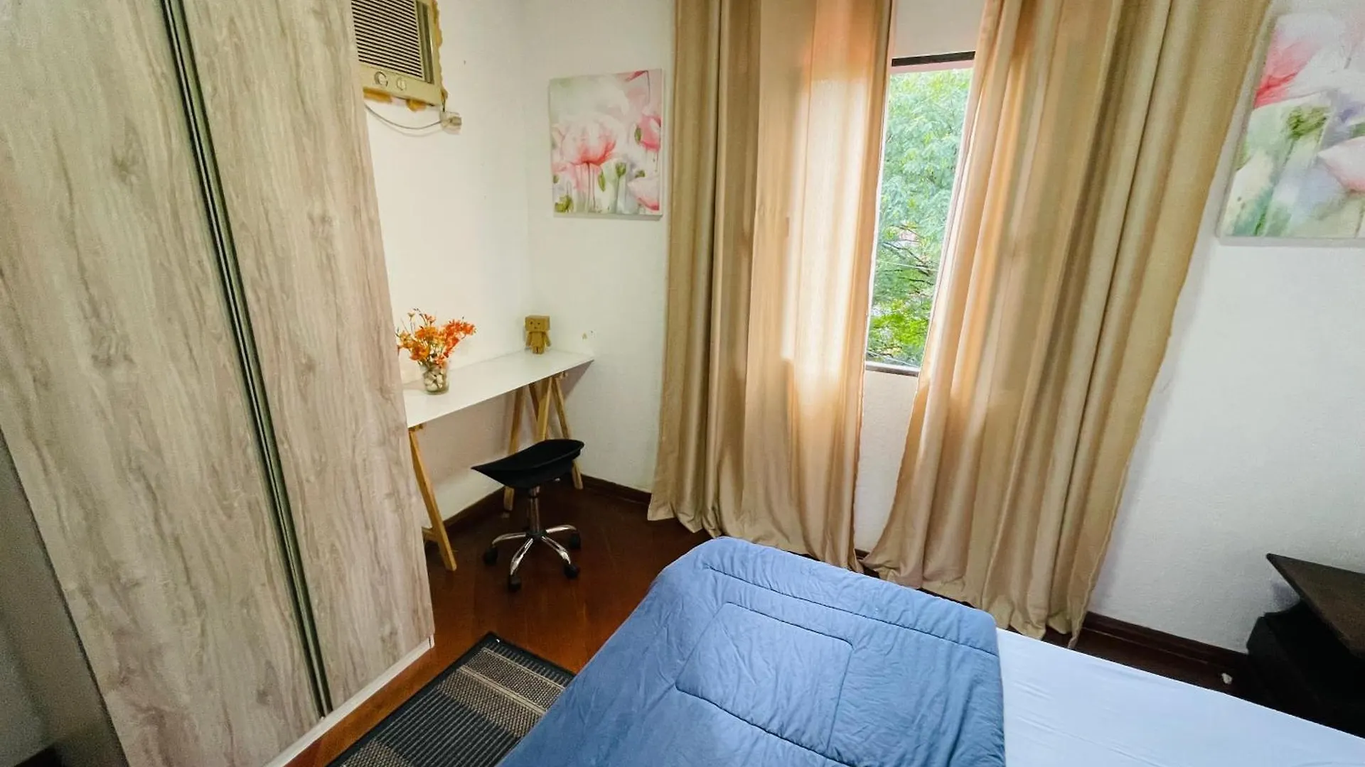 Quarto em Acomodações Particulares Sergio Gomes A Casa Que Hospeda São Paulo Brasil